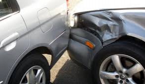 Բախվել են երեք ավտոմեքենա